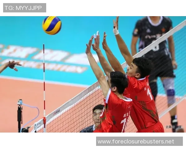 深圳排球队以100分领跑选拔赛积分榜展现强大实力与团队合作精神