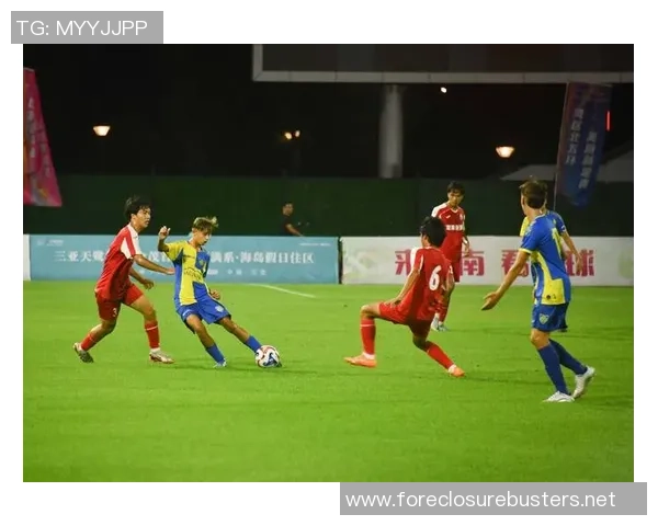 激情四溢的足球明星高燃壁纸让你随时感受绿茵场上的热血与荣耀